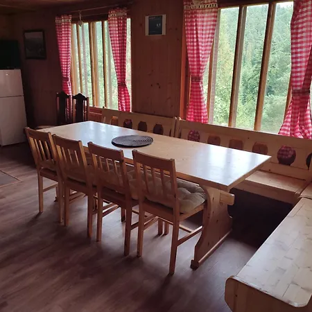 Forestina Lodge *